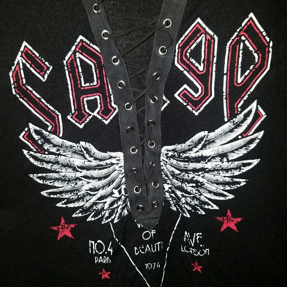 Plus Size tee - Picture 2 of 2